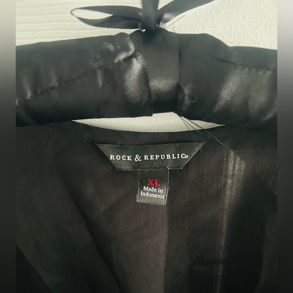 Rock & Republic Sleeveless Sequin Striped Top, XL - Picture 3 of 5